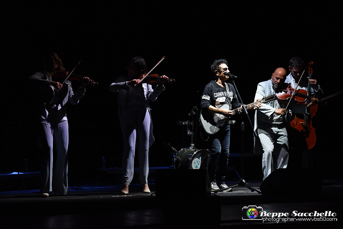 VBS_3992 - Concerto Edoardo Bennato - Peter Pan Rock 'n' Roll Tour.jpg